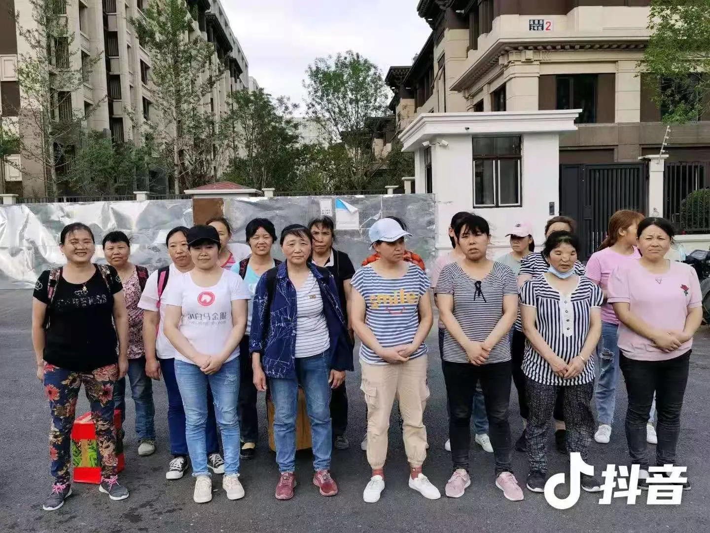 北京大学图书馆外墙清洗